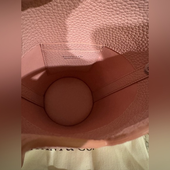 Return to Tiffany & Co. Pink Heart-Shaped Leather Crossbody with Top Handle NEW - Picture 2 of 6